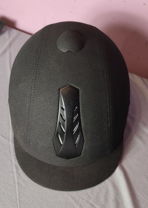 NOWY Kask jeździecki Horze Triton czarny z workiem - regulowany 52-54