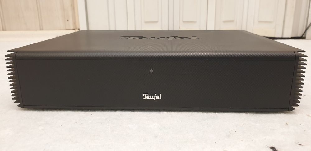 Tuefel CoreStation wzmacniacz kina domowego