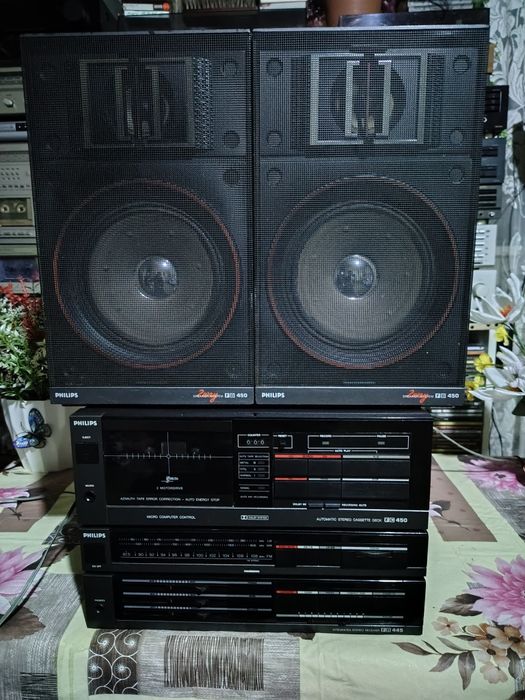 Комплект ресивер PHILIPS FR 445 та касетна дека FC 450 з акустикою