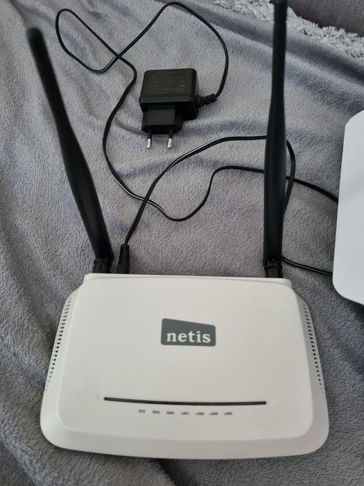 Router Netis WF2419I