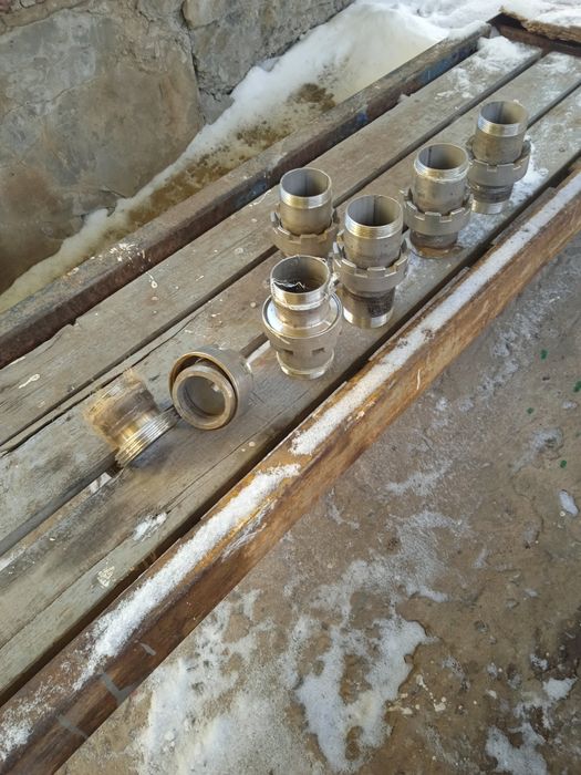 Продам муфты соединительные