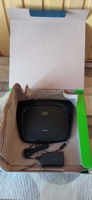 Маршрутизатор Cisco WRT54G2 +блок живлення+кабель