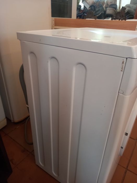 Maquina de lavar roupa