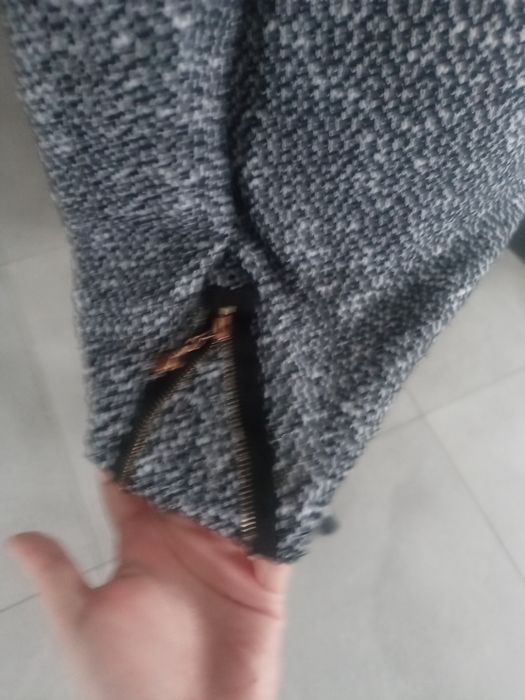 Sukienka swetr uciagliwa