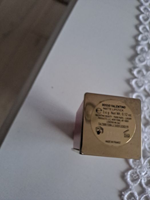 Valentino pomadka kolor 111A