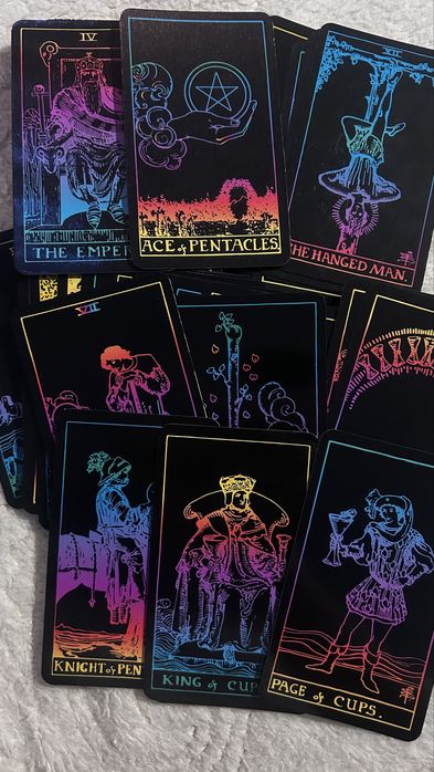 Карти таро Уейта неон