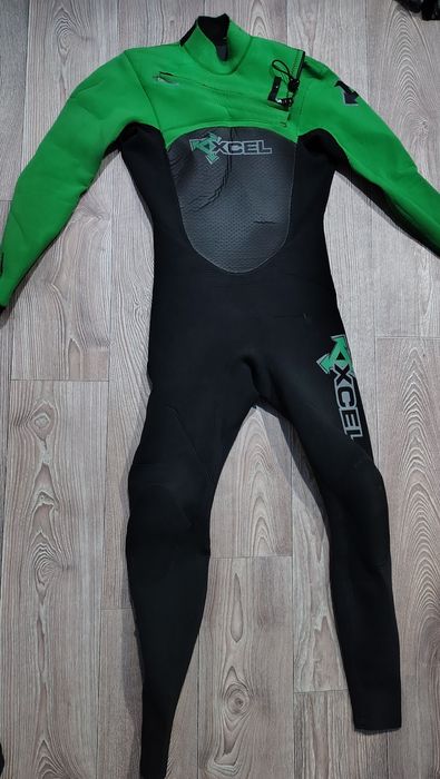 Гідрокостюм фірми Xcel