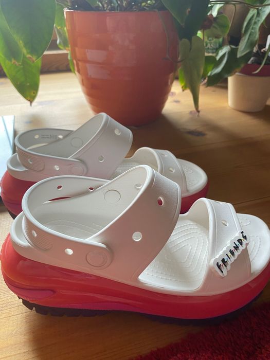 Стильные Сrocs p.37-38/7.Состояние отличное.