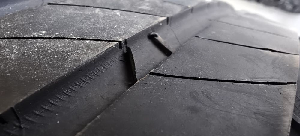 Opony 225/45/r17