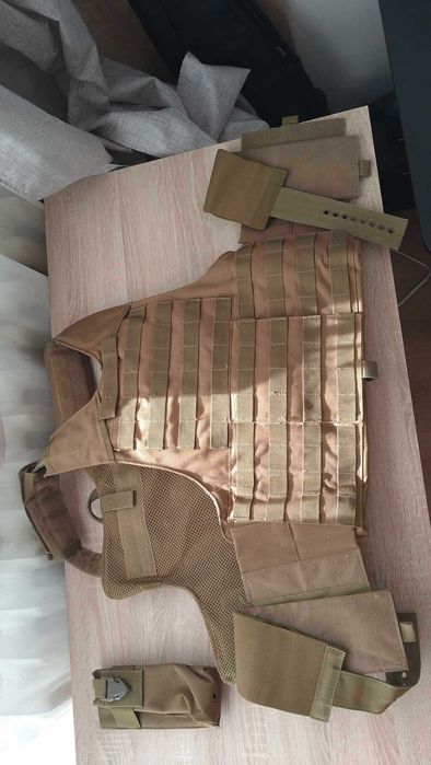 replika kamizelki taktycznej plate carrier