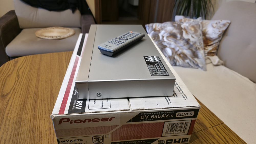 Sprzedam DVD Pioneer DV-696AV-s
