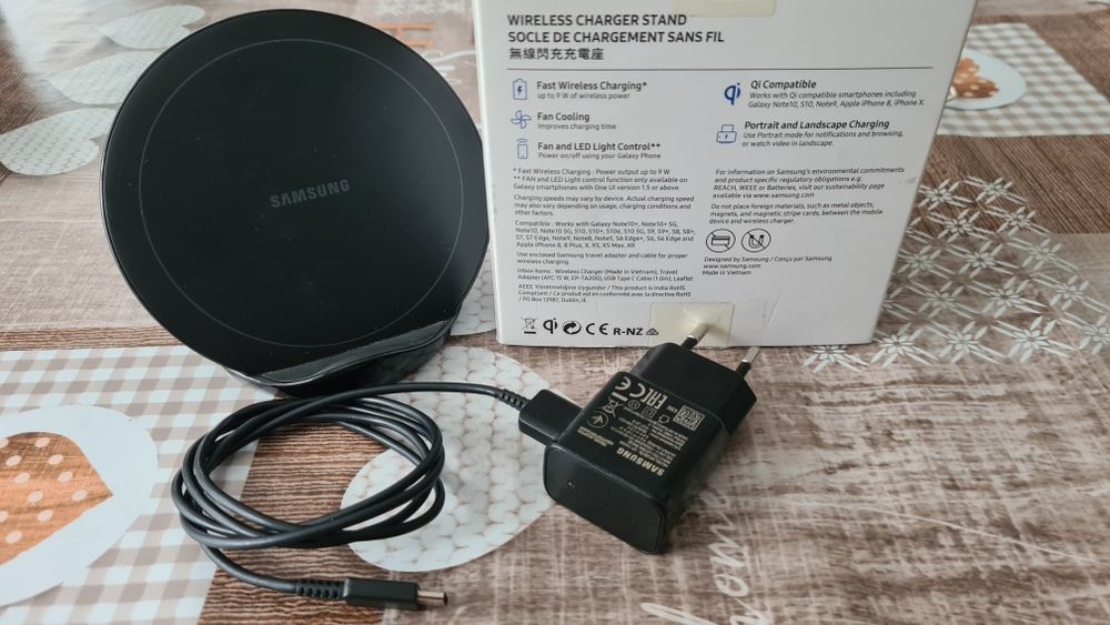Ładowarka indukcyjna Samsung