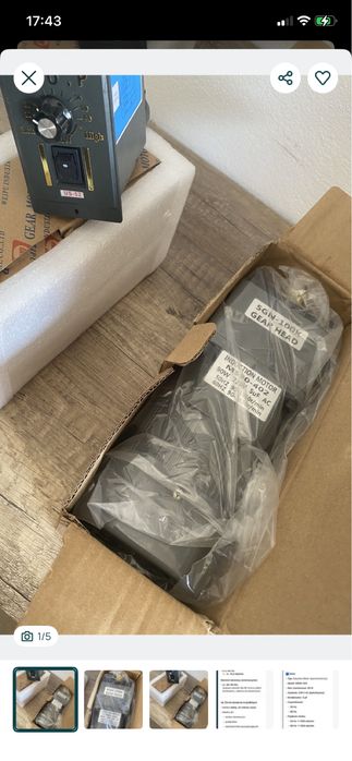Motoreduktor walcowy z regulatorem prędkości 90W/100K