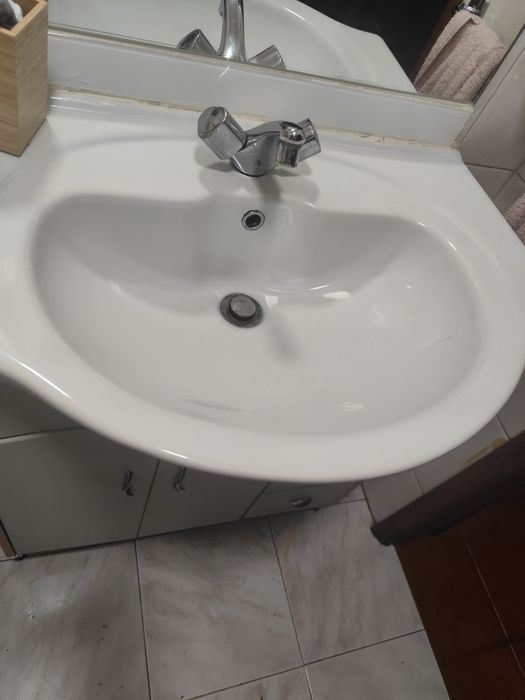 Venda de móvel de wc