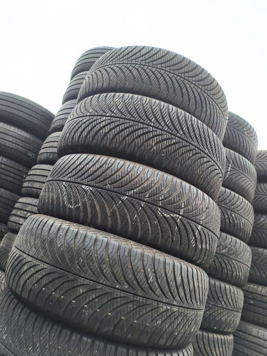 215/55R17 Good year Vector 4 season 21-23 роки