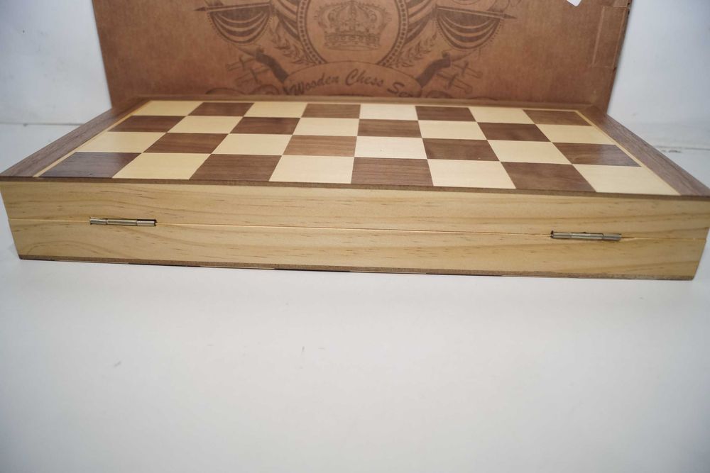 1256 Szachy drewniane magnetyczne OUNUO TS001