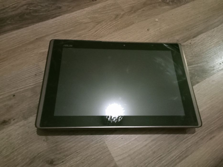 Sprzedam tablet Asus