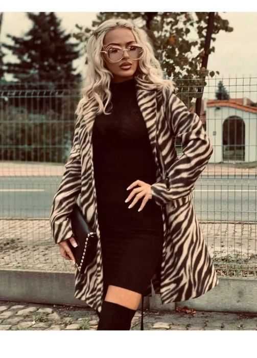 Płaszcz marki S.Moriss