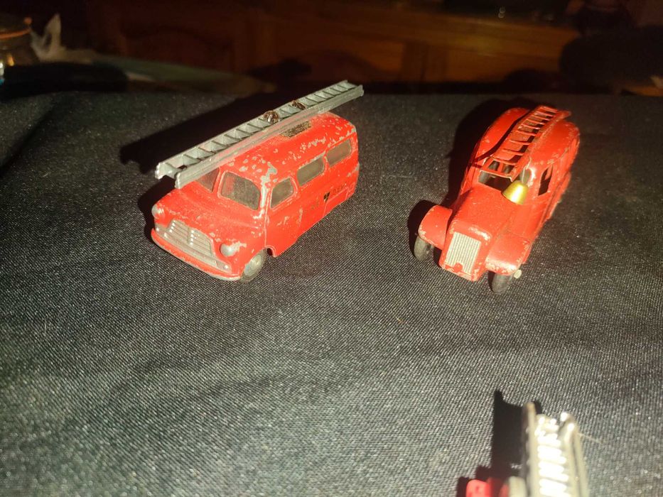 Miniaturas emergência antigas