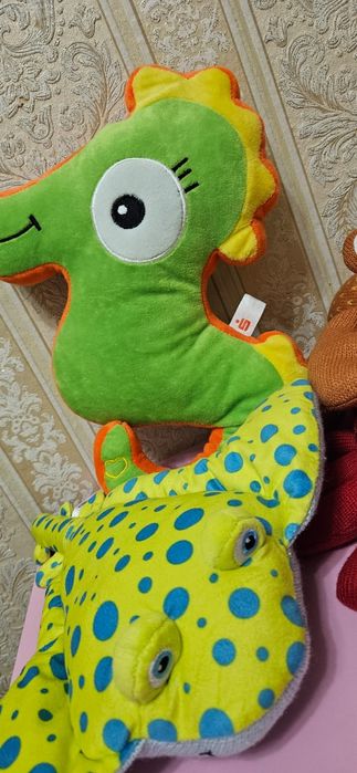 Краб,скат та коник