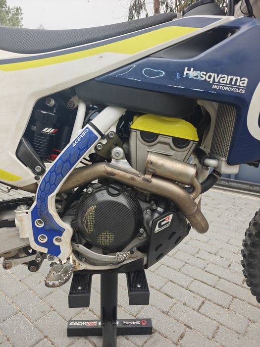 Husqvarna FE 250 matriculada