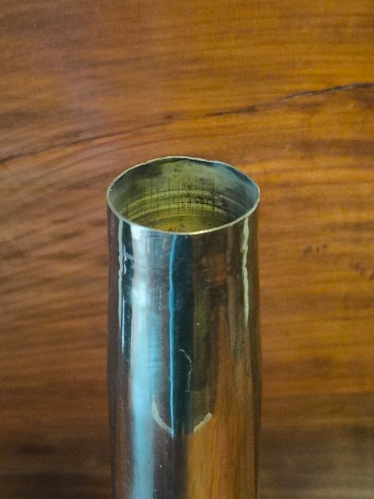 Antigo invólucro Bofors 40 mm