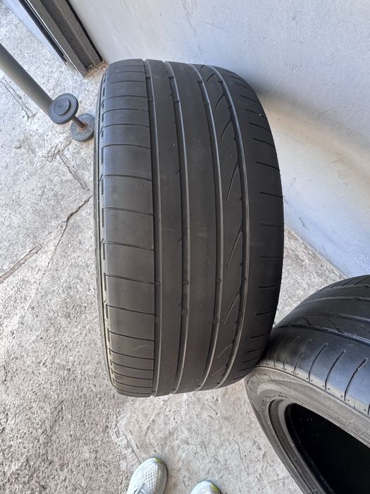 Срочно продам резину BRIDGESTONE