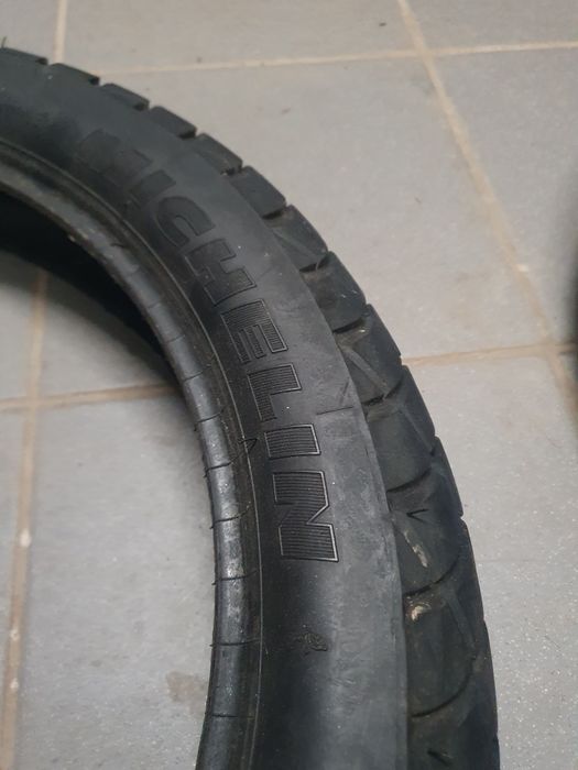 Pneus estrada para mota