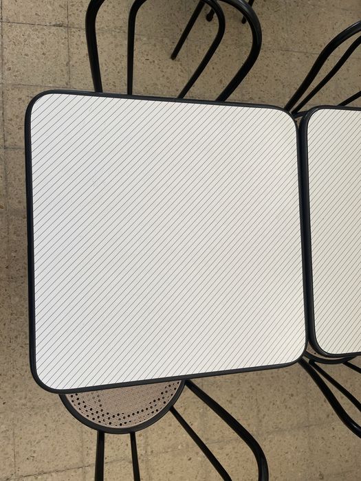 Mobiliário Café (13 Mesas e 17 Cadeiras para Café, Restaurante ou Pastelaria)