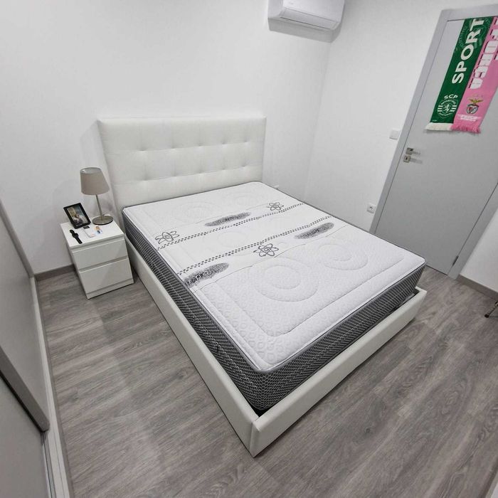 Camas de Casal Estofadas de Luxo 199€ Disp. em Várias Cores! 190x140m!