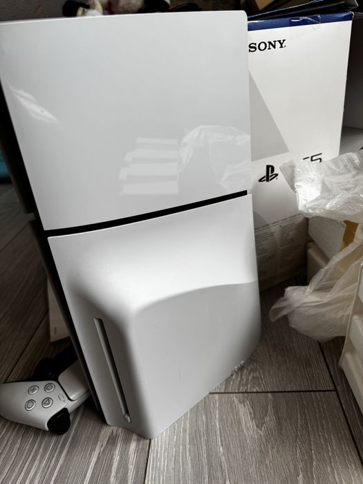 Ігрова приставка PlayStation 5 Slim