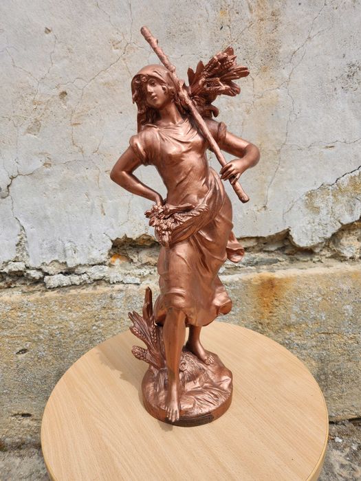 Piekna figura  kobiety