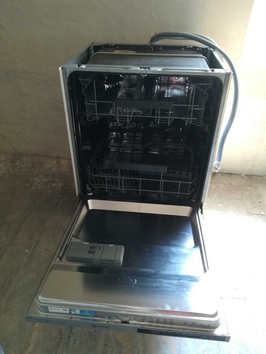 Zmywarka elektrolux ESL5330LO