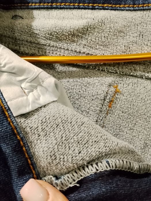 Джинсы женские..