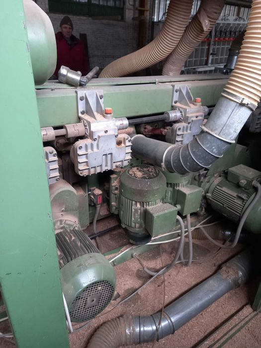 Верстат чотиристоронній стогальний