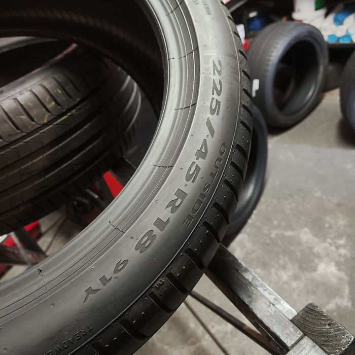 225/45/18 Sprzedam komplet opon letnich Pirelli