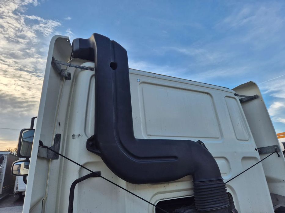 KOMIN WLOT FILTRA POWIETRZA DAF CF EURO 6 NISKA KABINA