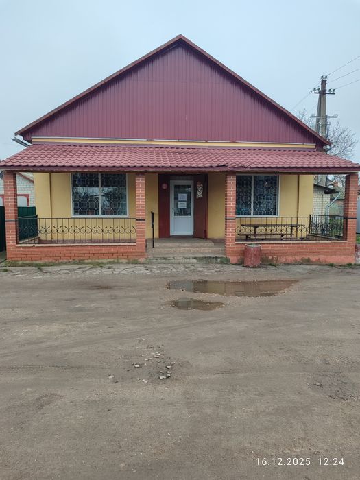 Продам отдельностояшее помещение магазина магазин