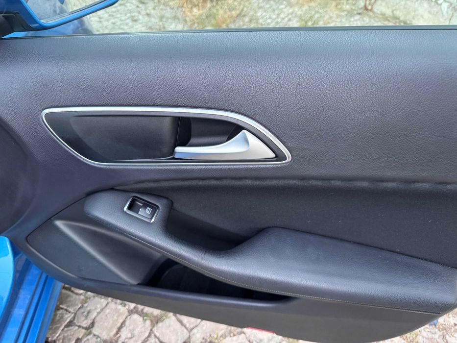 Mercedes A180 CDI Pronto a circular nada a fazer