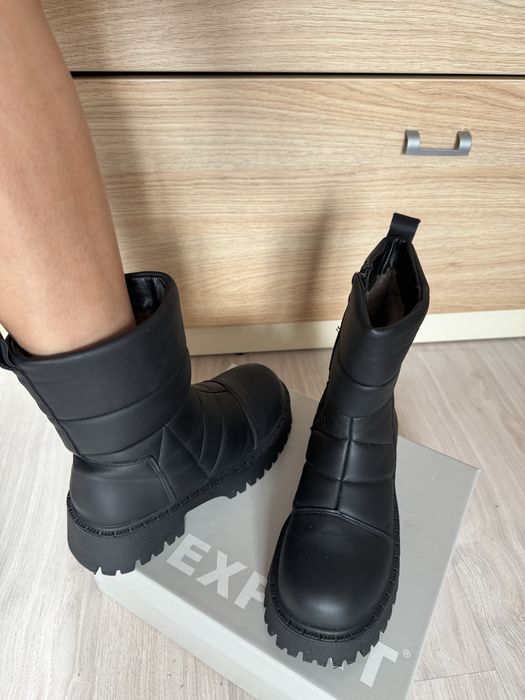 Сапоги зимние на меху,теплые,удобная подошва,в ногах легкость.
