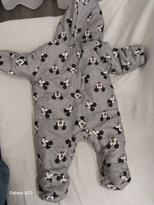 Продам зимовий комбінезон 62-68р