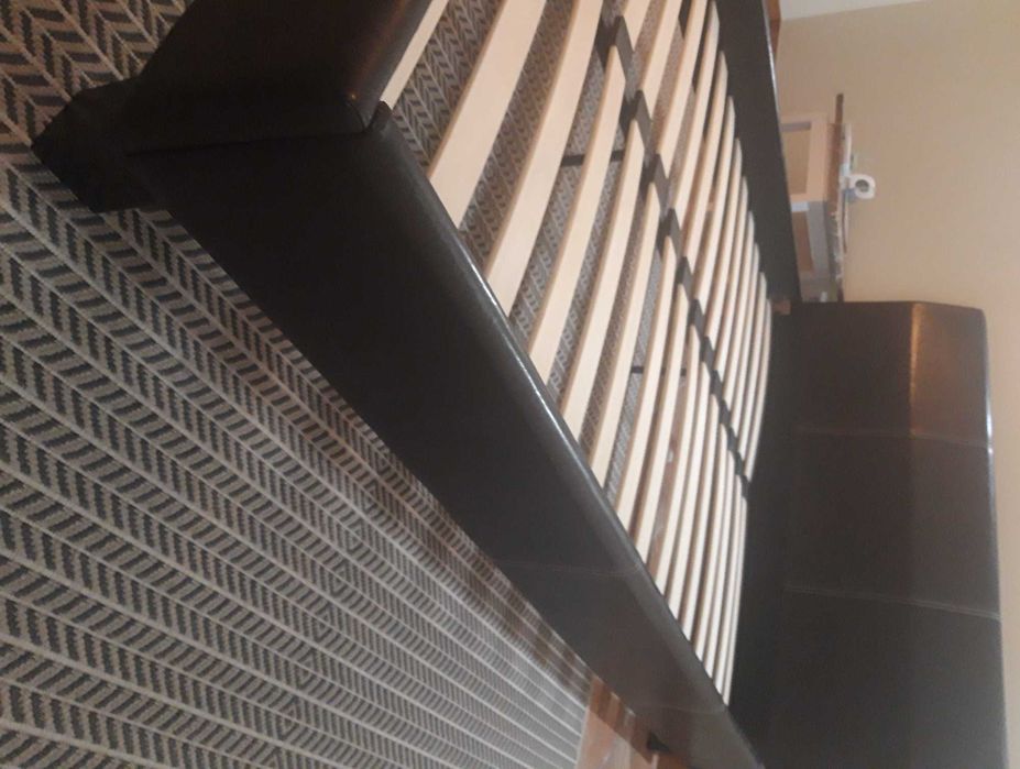 Cama de Casal antiga ótimo estado, preta