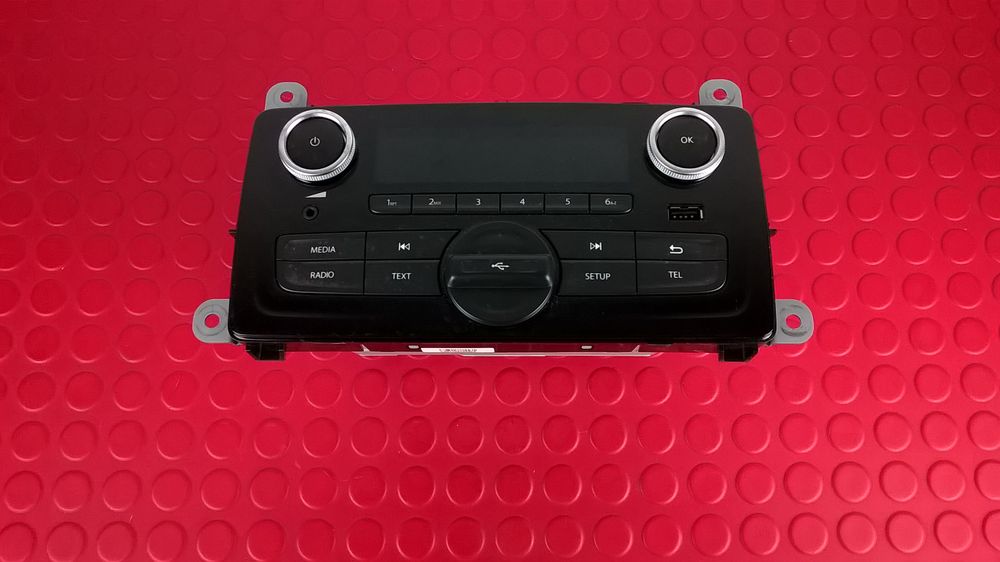 Rádio / Auto Rádio - RENAULT CLIO IV (BH_)