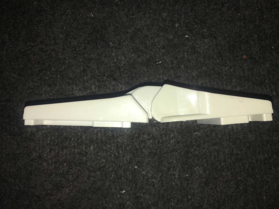 петля завес морозильного шкафа Liberton Alpari Saturn и других моделей