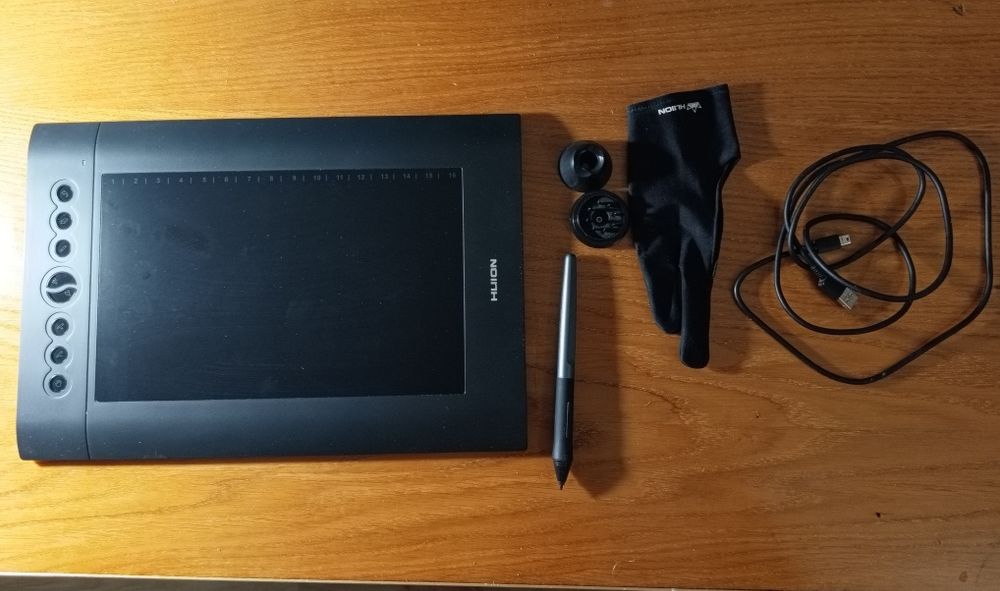 Графічний планшет Huion H610 Pro v2