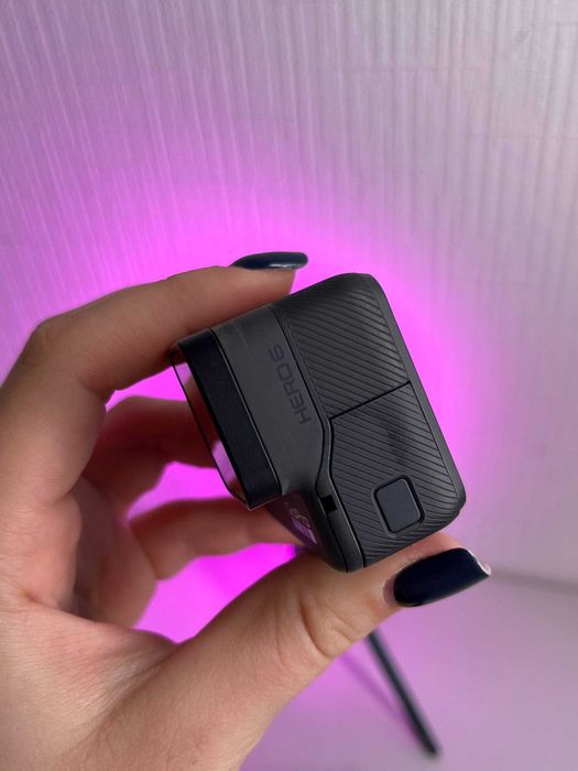 Екшн-камера GoPro Hero 6 з флешкою