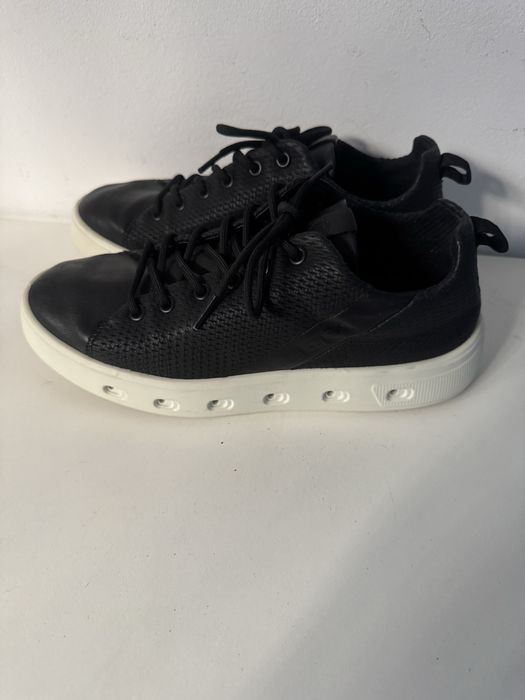 Кросівки ECCO Street 720 39р