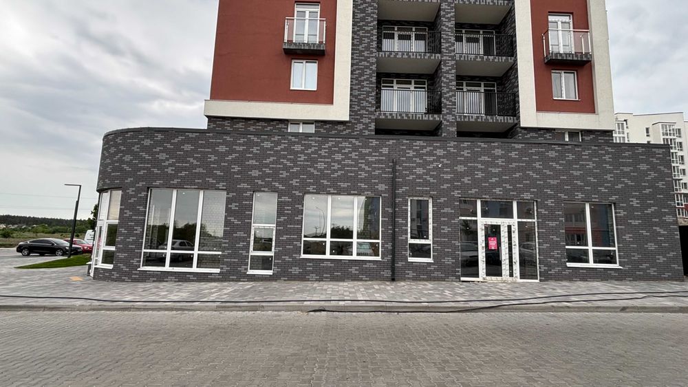 Оренда комерційного приміщення в ЖК «Олімп» | 1-й поверх | від 84 м²