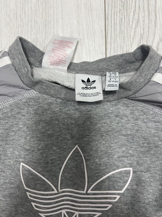 Оригінальна кофта адідас