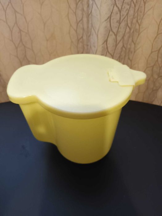Vintage Tupperware Modelo 625-4